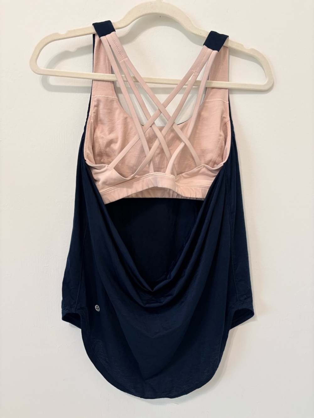 Lululemon Free To Be Serene 2-in-1 Tank Sz 6 C/D Navy Porcelain Pink EUC